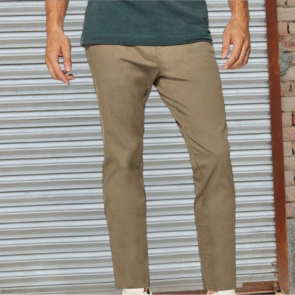 Lululemon Men’s Commission Pant Classic  34" Artifact
size 32